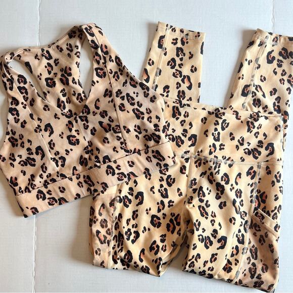 Fabletics Cheetah Active Matching Set - Picture 1 of 7